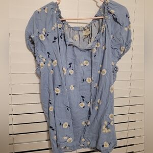 St. John's Bay Light Blue Floral Blouse